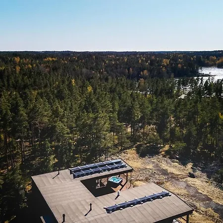 Feriehus North - Hirvipolku