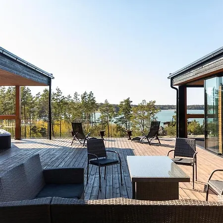 Stay North - Hirvipolku Hébergement de vacances Taivassalo