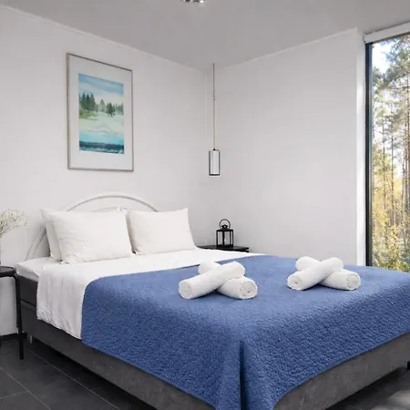 North - Hirvipolku 度假居 *